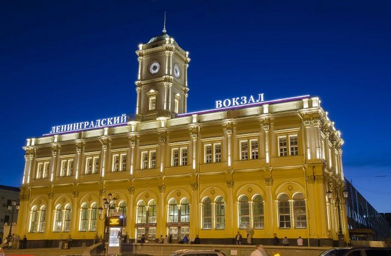 Leningradskiy Railway Station