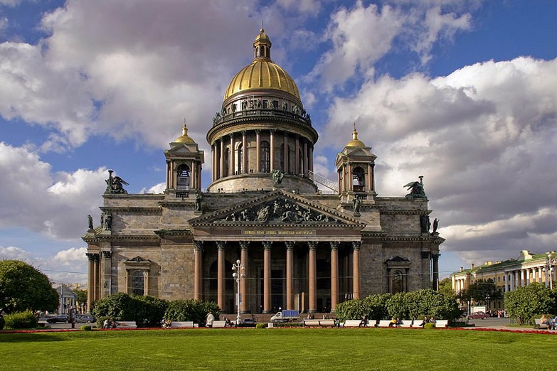 Tour to St. Isaac’s Cathedral